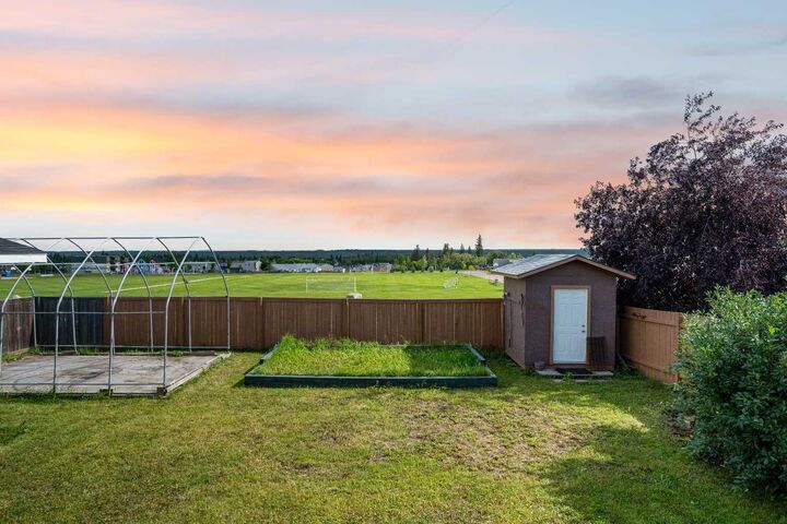 Property Photo: 189 Sitka Drive AB T9H 3C1