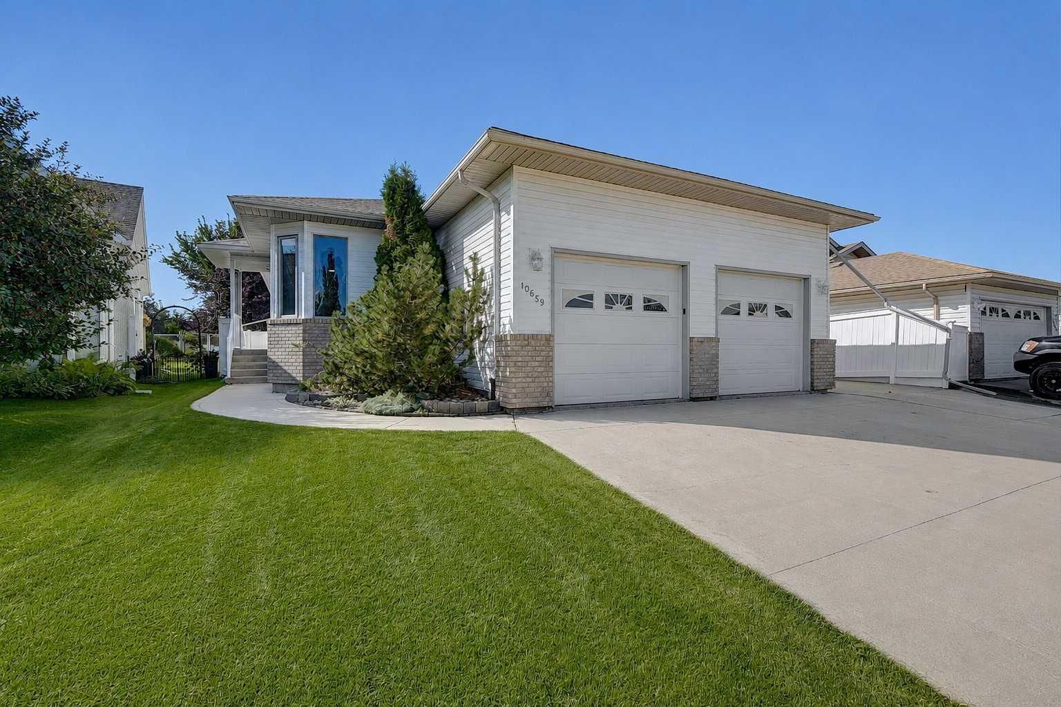 Property Photo: 10659 81 Avenue AB T8W 2J8