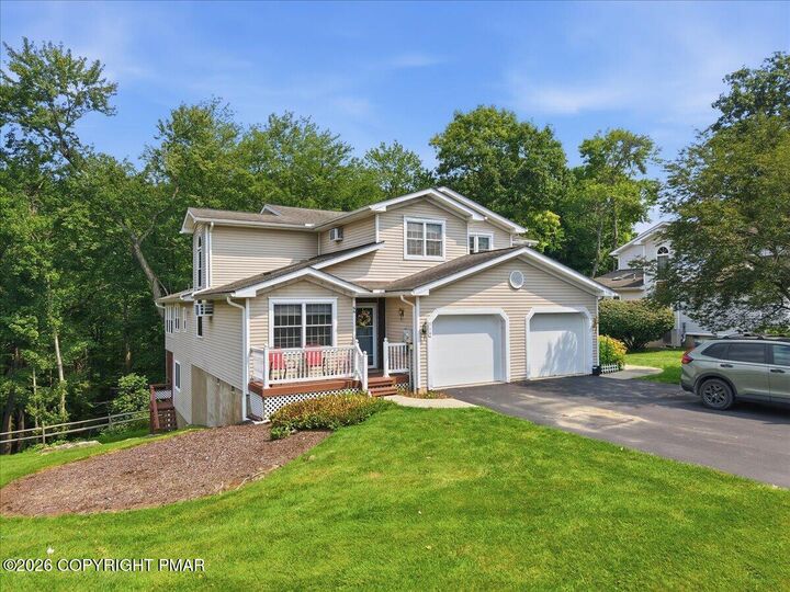 Property Photo:  714 Garnet Lane  PA 18301 