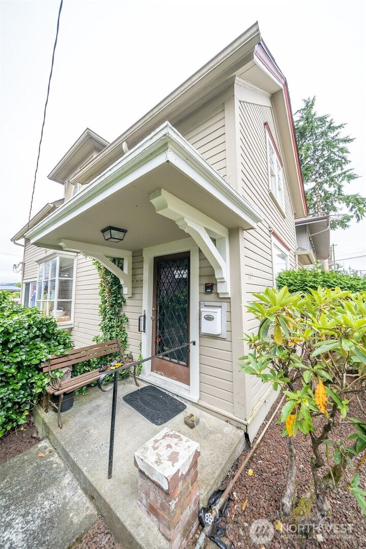 Property Photo: 105 E 2nd Street WA 98520