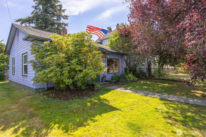 Property Photo: 1240 Grant Street WA 98225