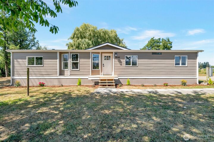 Property Photo: 9295 N Telegraph Road WA 98295