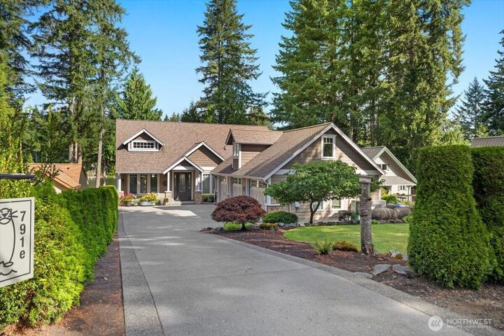 Property Photo: 791 E Ballantrae Drive WA 98584