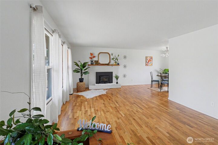 Property Photo: 1238 SE 1st Street WA 98802