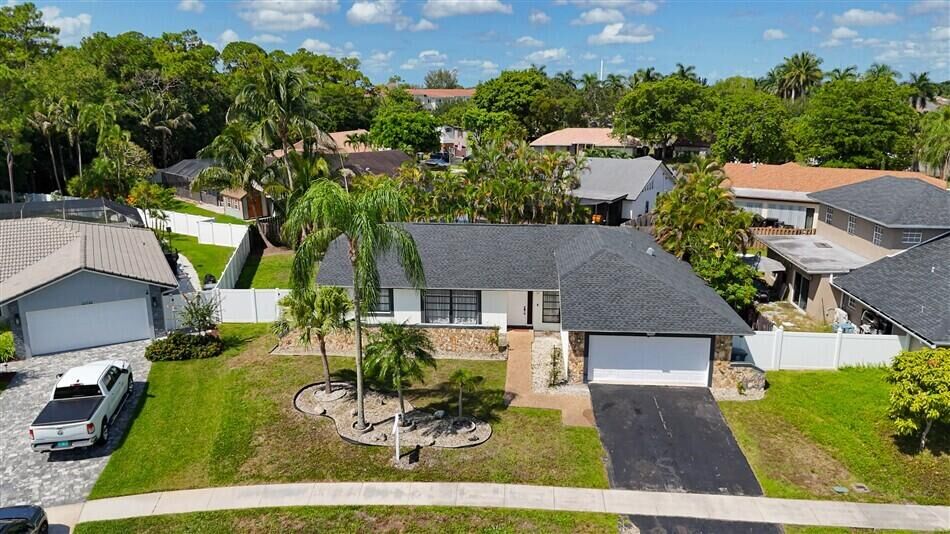 Property Photo:  21732 Little Bear Way  FL 33428 