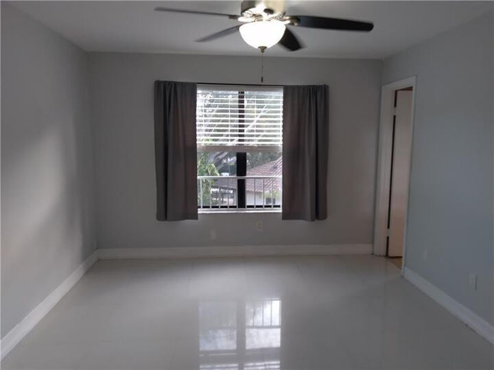 Property Photo: 4261 W McNab Road 32 FL 33069