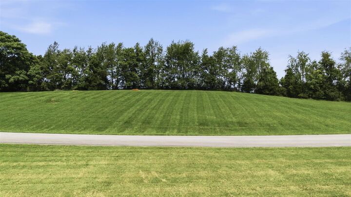Property Photo: 117 Fountain Trace Drive KY 42103