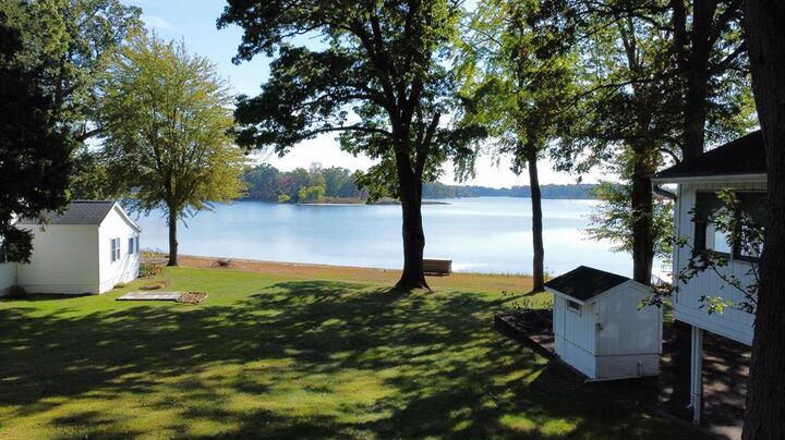 Property Photo:  41193 N Park Street  MI 49079 