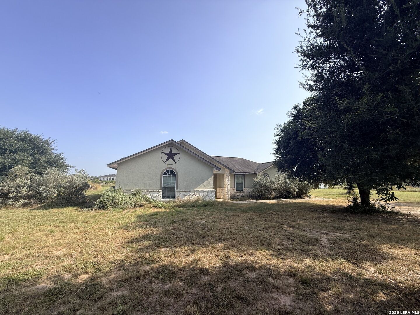 Property Photo: 116 Palomino Trail TX 78059