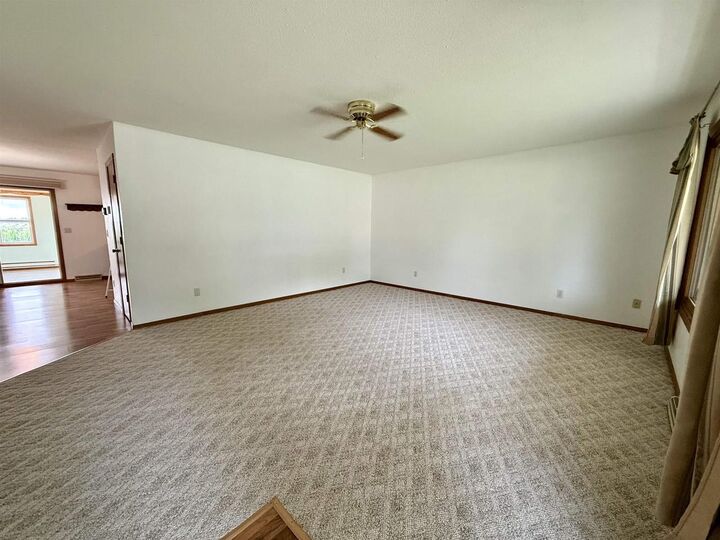 Property Photo: 307 Benson Street WI 53526
