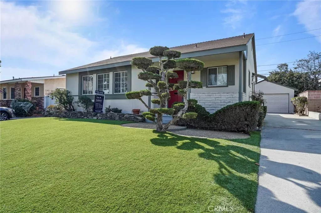 Property Photo:  5000 Merrill Street  CA 90503 