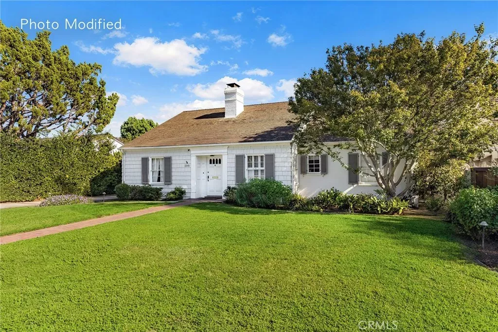 Property Photo:  2380 Sherwood Road  CA 91108 