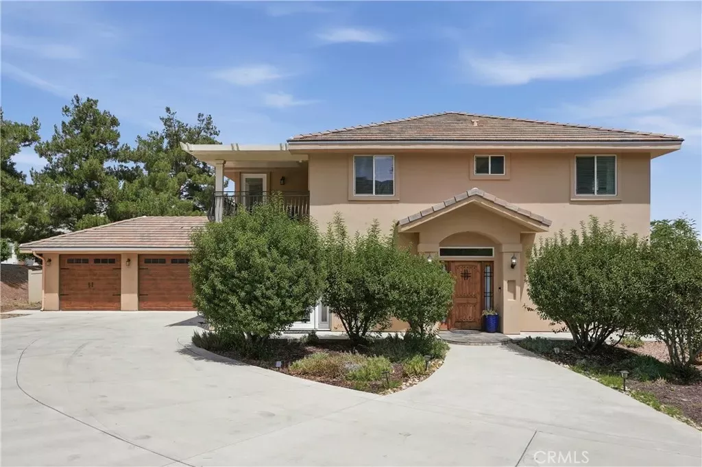Property Photo: 14840 Amorose CA 92530