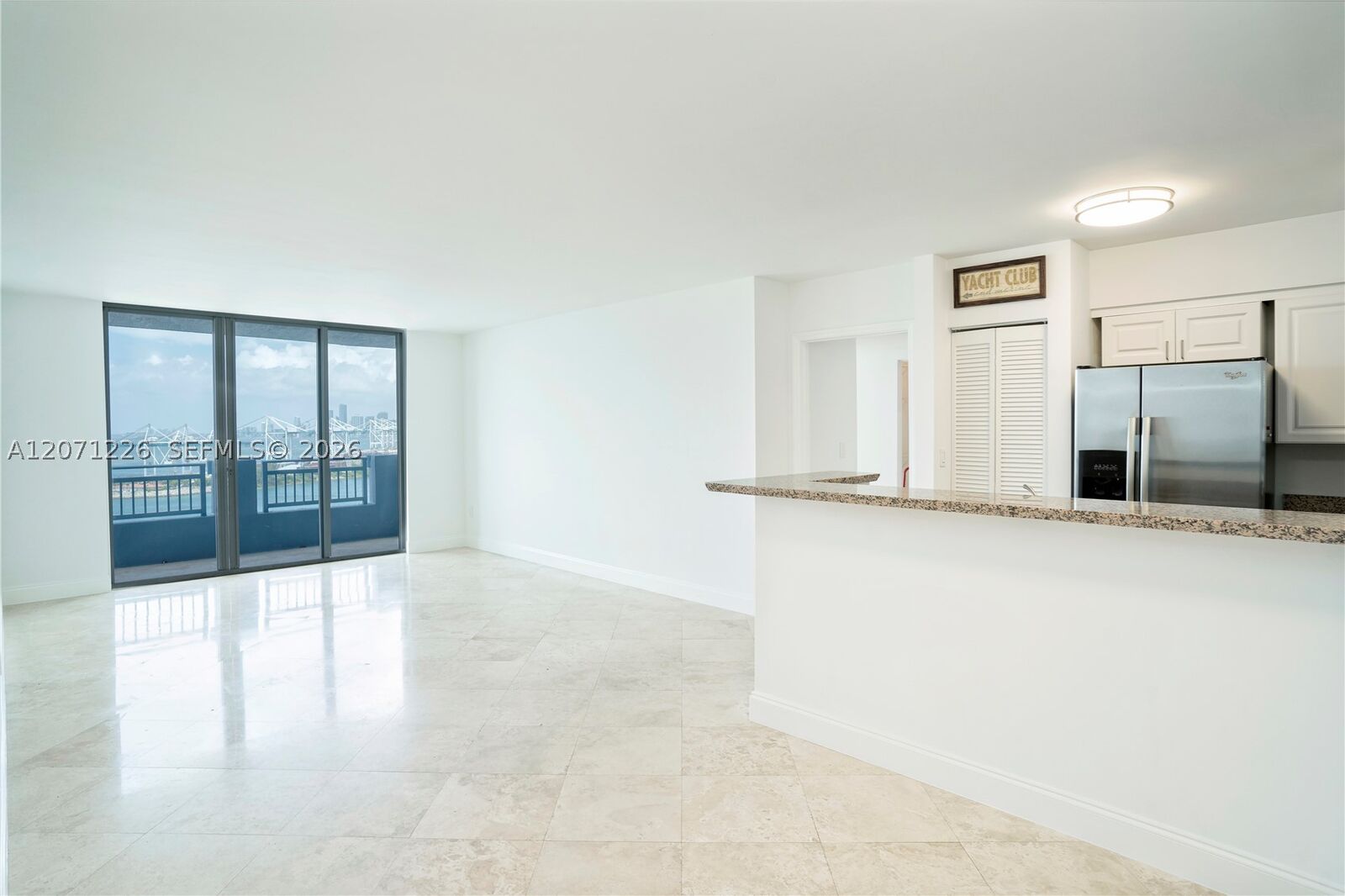 Property Photo:  90 Alton Rd 2204  FL 33139 