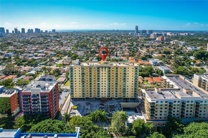 Property Photo:  3500 Coral Way 1213  FL 33145 