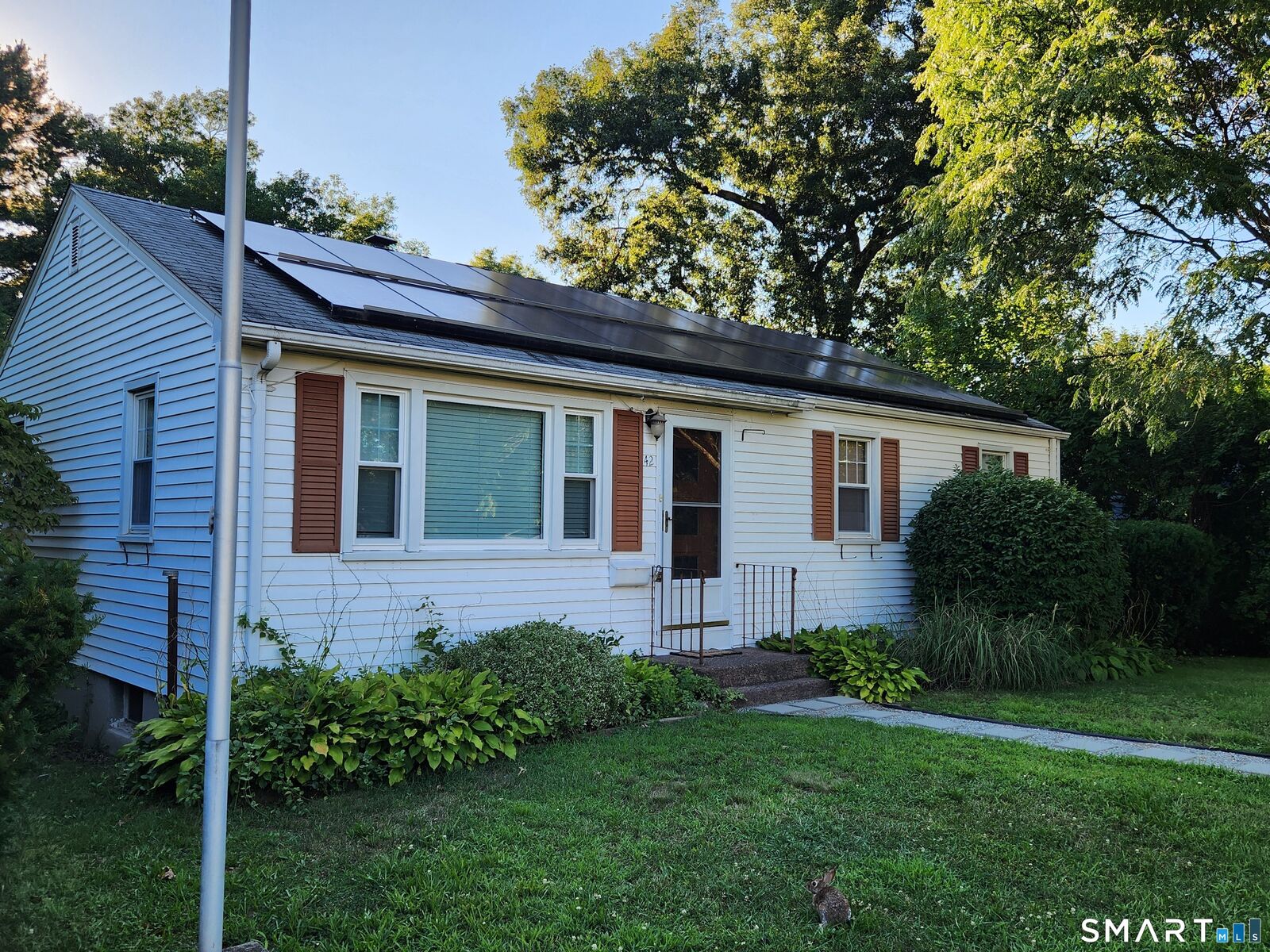 Property Photo:  42 Coventry Street  CT 06042 
