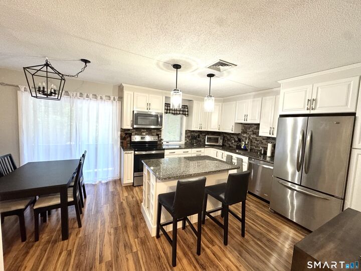 Property Photo:  72 Songbird Lane 72  CT 06032 