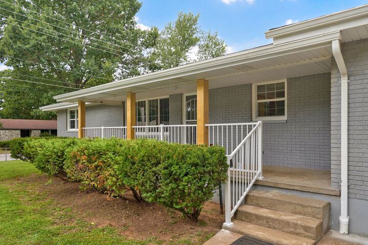 Property Photo: 1963 S Westwood Avenue MO 65807