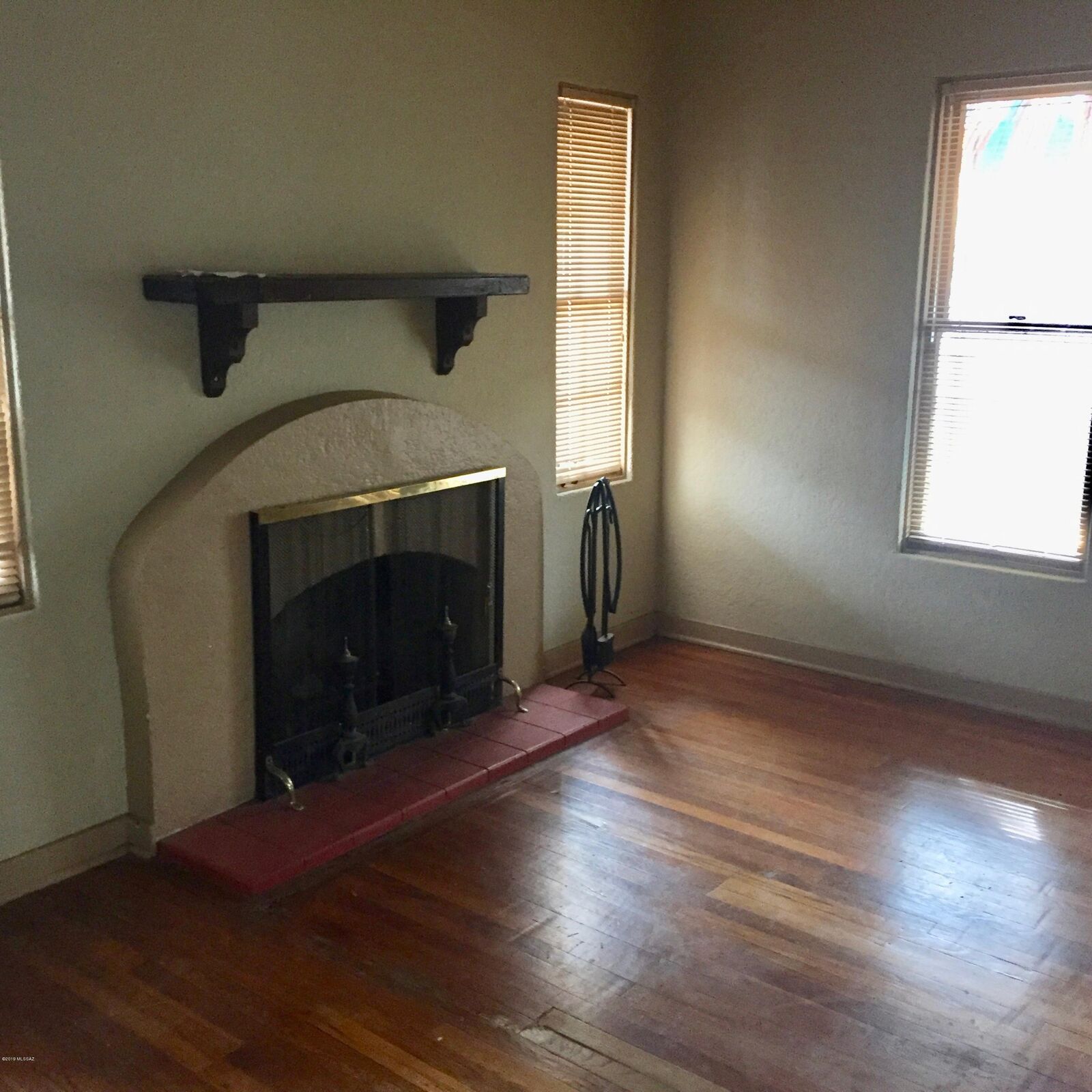 Property Photo:  2209 E Hawthorne Street  AZ 85719 