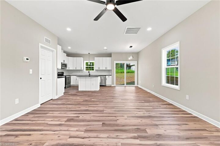 Property Photo: 2808 Reynolds Park Road NC 27107