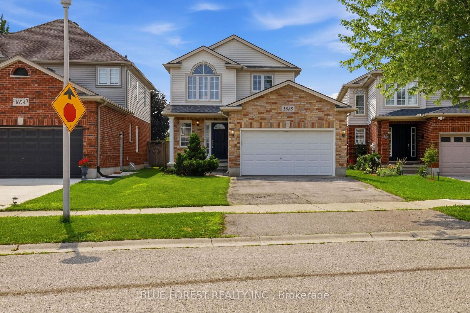 Property Photo: 1888 Stackhouse Crescent ON N5X 4M6