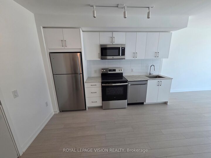Property Photo: 4010 Eglinton Avenue W 1716 ON M9A 0G5