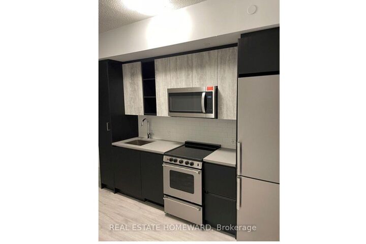 Property Photo:  251 Manitoba Street 2802  ON M8Y 0C7 