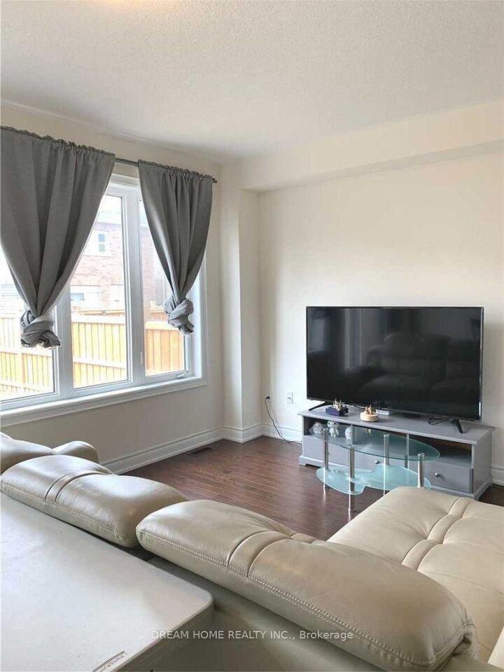 Property Photo:  88 Mohandas Drive  ON L3S 0E4 