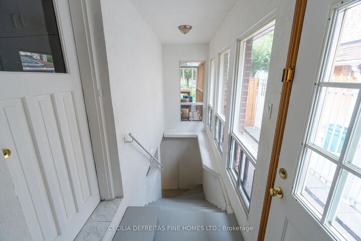 Property Photo:  24 Francis Street Bsmt  ON L4L 1P6 