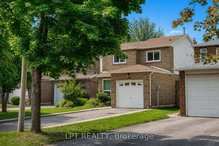 Property Photo:  38 Pickard Lane  ON L6Y 2M5 