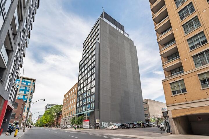 458 Richmond Street W 806 — photo 1