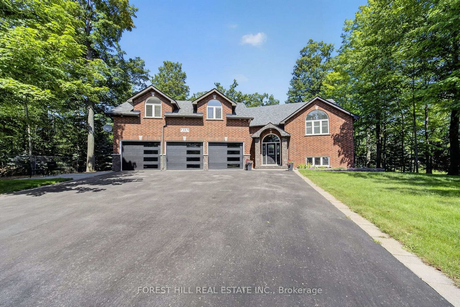 Property Photo: 11 Alpine Trail ON L9X 0H4