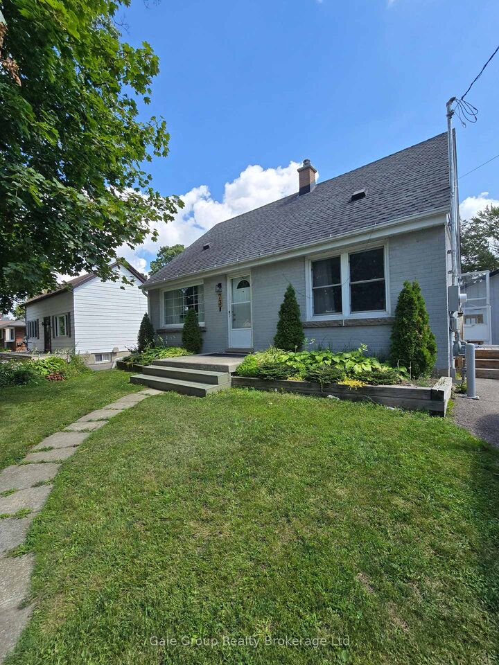 Photo de la propriété:  73 Bee Street  ON N4S 3Z2 