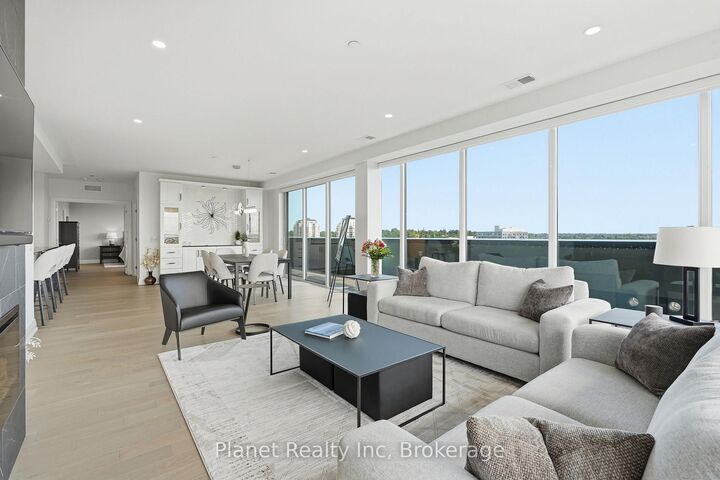 Property Photo: 71 Wyndham Street S 1305 ON N1E 0T7