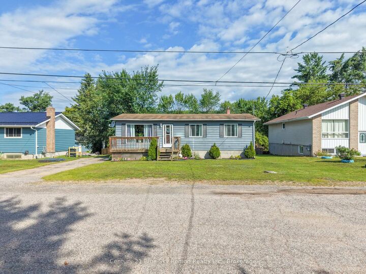Property Photo: 980 Lily Street ON P0H 1V0