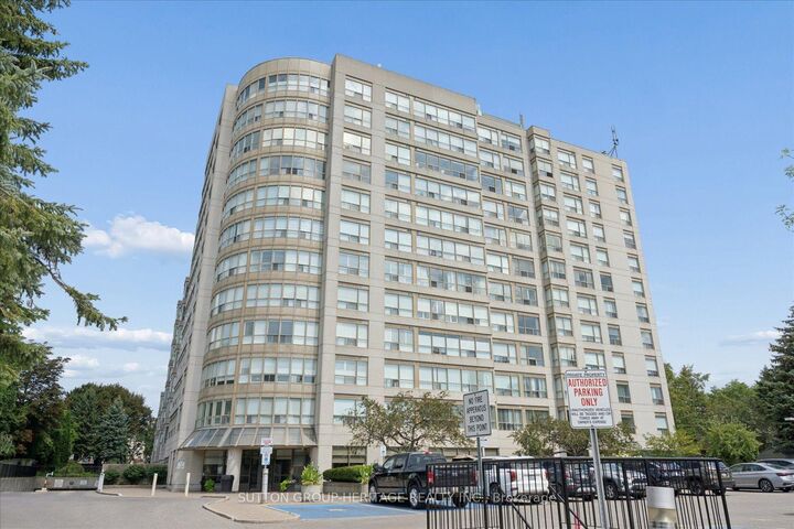 712 Rossland Road E 615 — photo 1