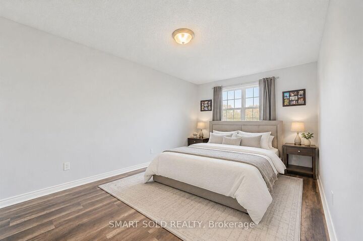 Property Photo:  28 Leggott Avenue Upper Bedroom  ON L4N 8A9 