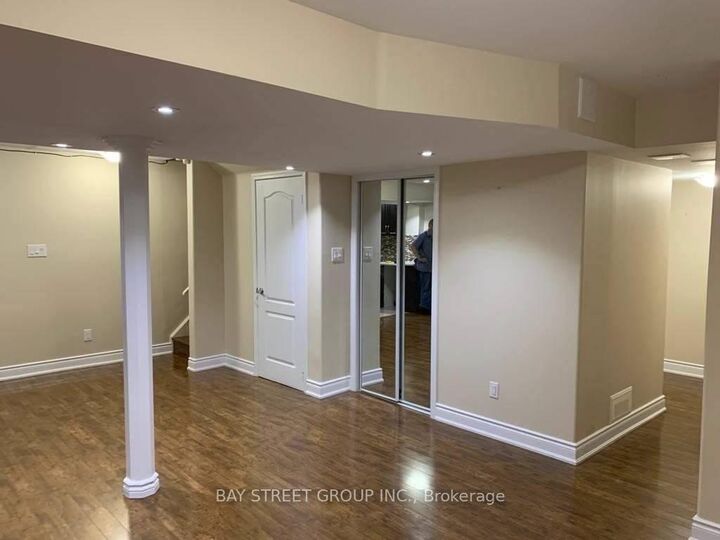 Property Photo:  9 Bluffmeadow Street Basement  ON L6P 3K2 