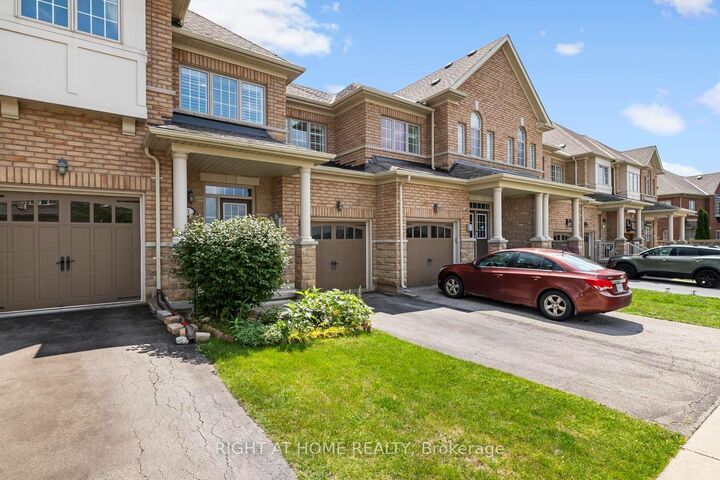 Property Photo: 41 Coastline Drive ON L6Y 0T6