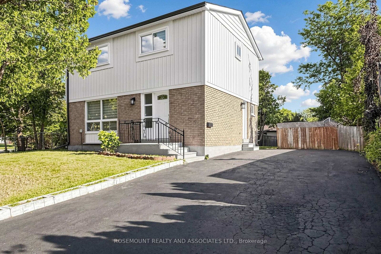 Property Photo: 89 Winstanly Crescent ON M1B 1N3
