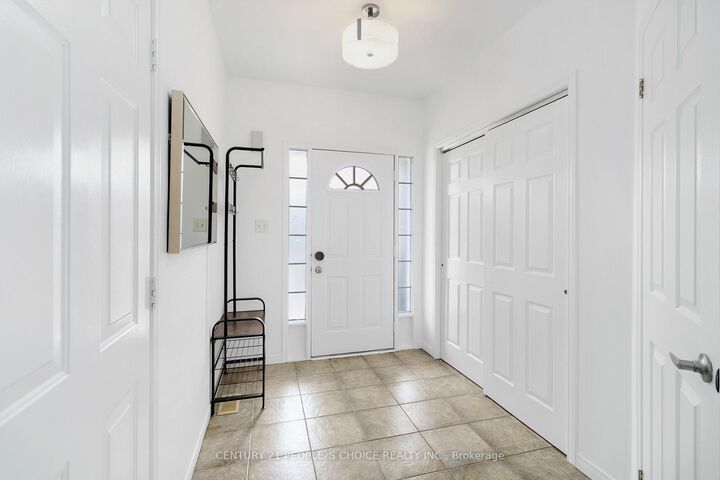 Property Photo: 2145 Redstone Crescent ON L6M 5B2