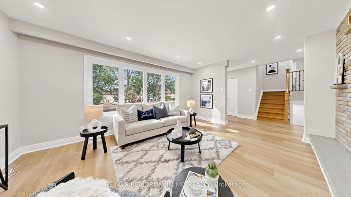 2571 Kennedy Road — photo 1