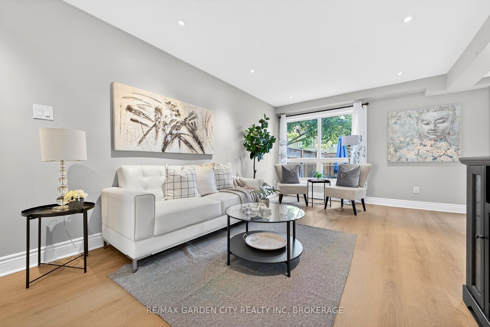 Property Photo: 3008 Palmer Drive 8 ON L7M 1L2