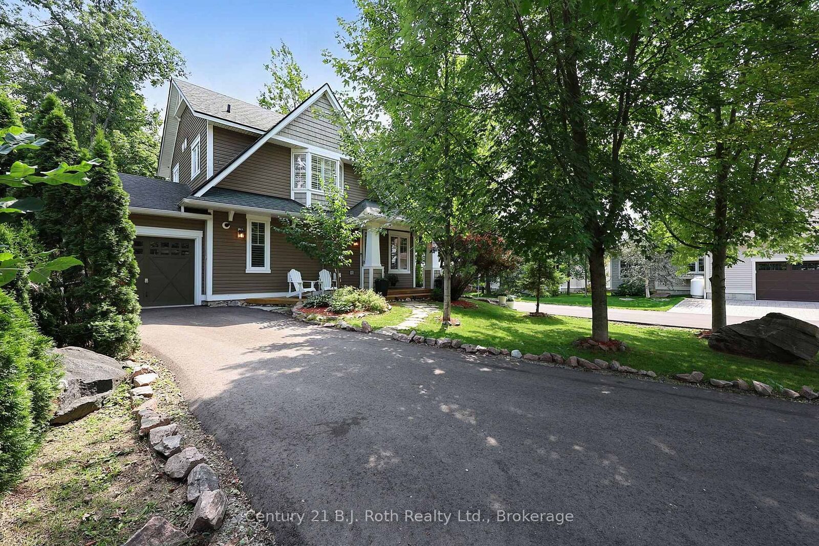 Property Photo: 37 Country Trail ON L0K 1S0