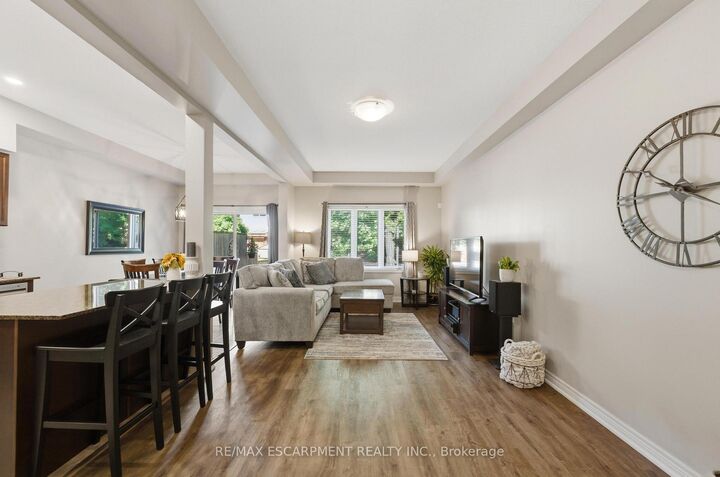 Property Photo: 6 Chestnut Drive 34 ON L3M 0C4