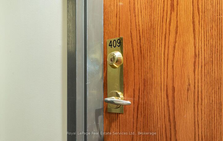 Property Photo: 4006 Kilmer Drive 409 ON L7M 4W4