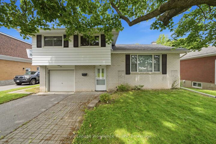 Property Photo: 46 Edgehill Road ON K8N 2L1