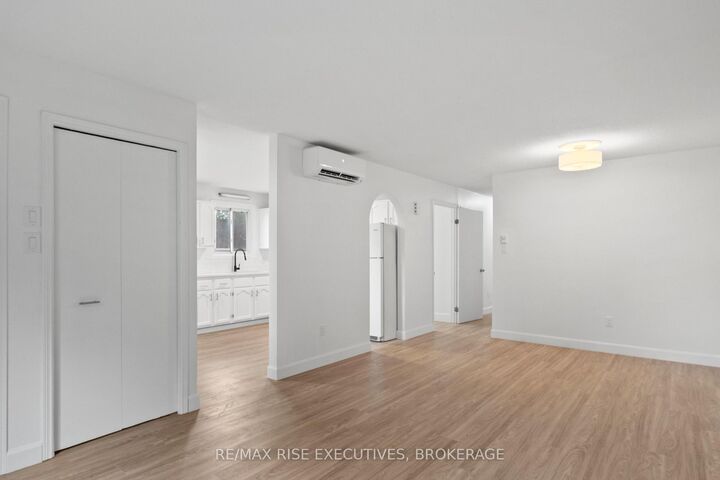 Property Photo: 426 Montreal Street ON K7K 3H7