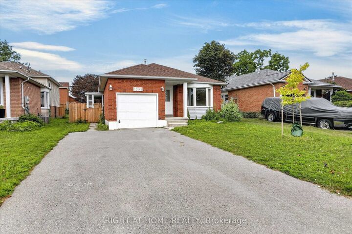 Property Photo: 1533 Wildlark Drive ON K9K 1X1