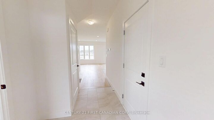 Property Photo: 1217 Tulloch Avenue ON N6M 0L8